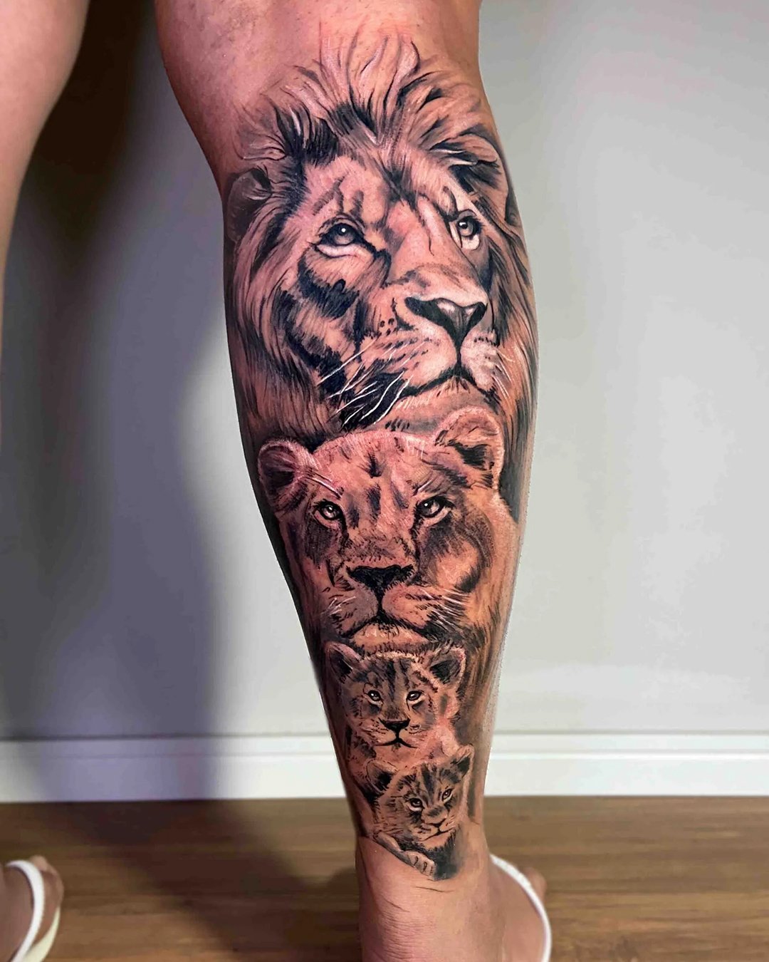 Especialista em Tatuagem Realista no Portal dos Ipês, Cajamar. Transformando memórias em arte na pele com técnica e segurança